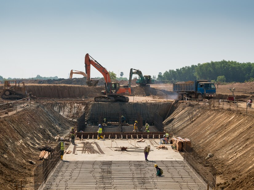 Leveraging Technology to Enhance Safety on Construction Sites illustration