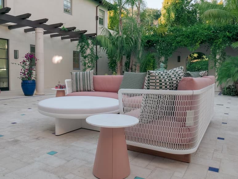 Transform Your Outdoor Oasis with Creative Inspirations illustration