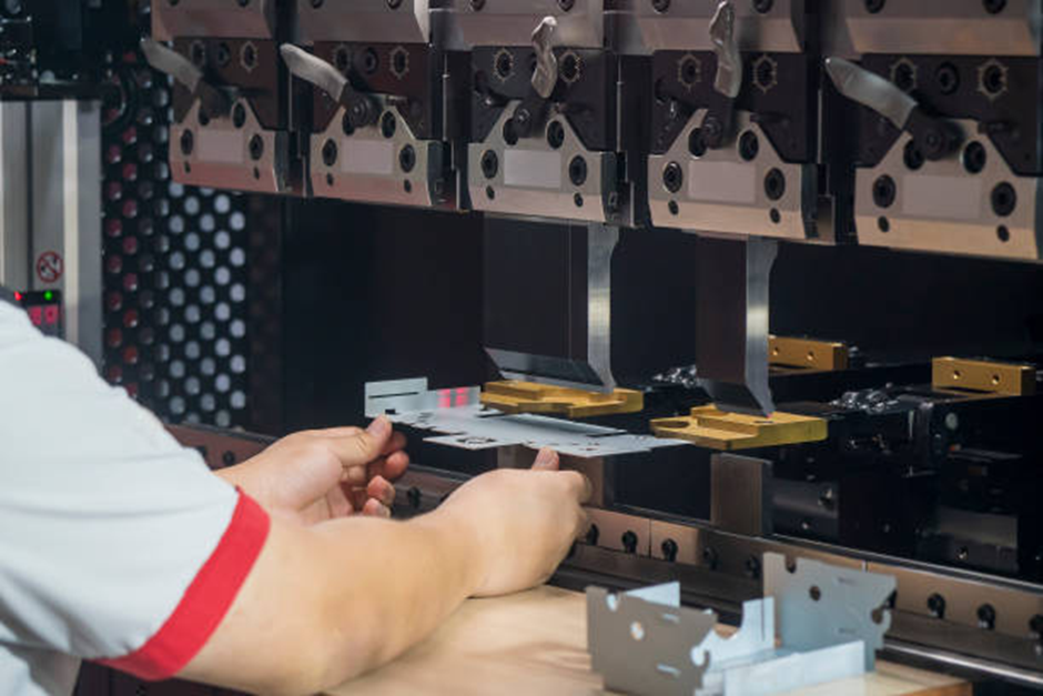 What is the application of hydraulic press brake machines? illustration